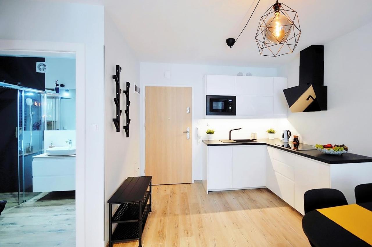 Apartament Andar Z Miejscem Parkingowym Kołobrzeg Exteriör bild