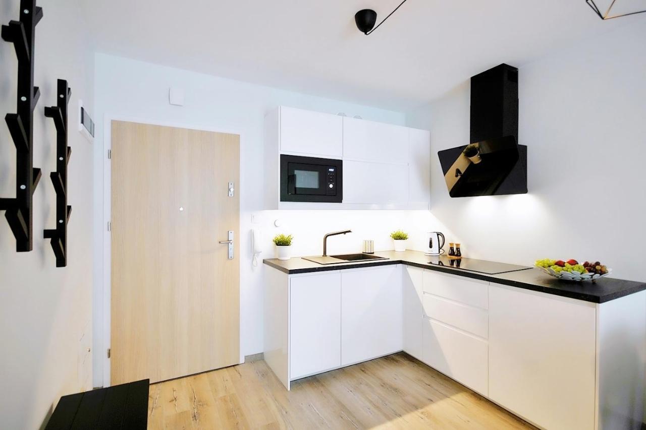 Apartament Andar Z Miejscem Parkingowym Kołobrzeg Exteriör bild